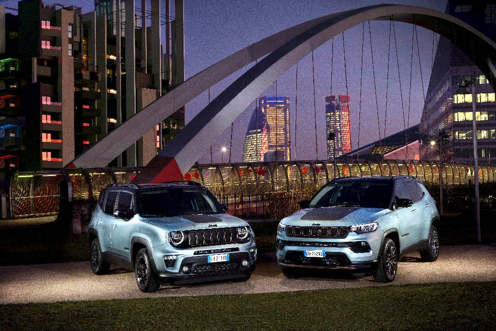 Renegade Rmc Renegade e Compass e-Hybrid: Jeep® muove un ulteriore passo nel ...