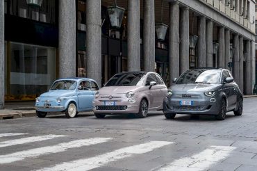 In occasione del suo 65° anniversario, Fiat 500 è leader nel settore delle auto elettriche in Italia e in Germania nella prima metà del 2022