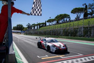Porsche Carrera Cup Italia, prima vittoria di Levorato in gara 2 a Vallelunga