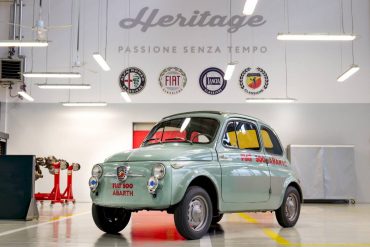 L’Heritage Stellantis svela la Abarth Classiche 500 Record Monza ’58 a Milano AutoClassica