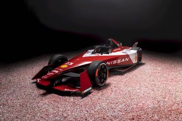 Nissan svela la nuova livrea della vettura di Formula E per la Stagione 9