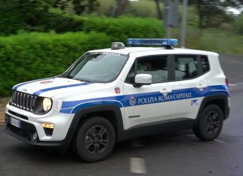 Jeep® Renegade 4xe: sono 40 gli esemplari destinati alla Polizia Locale di Roma