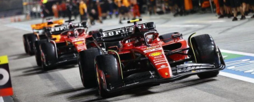 F.1 GP SINGAPORE Sainz Ferrari e la pole che non t'aspetti