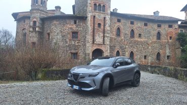 ALFA ROMEO JUNIOR Q4 Il bello della trazione integrale in un B Suv IMG-20260125-WA0002