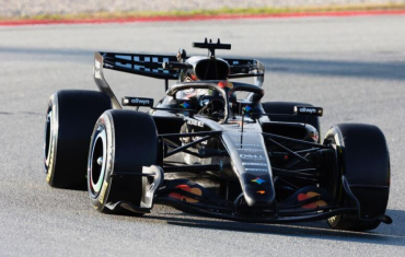 F.1 McLAREN MCL40 L’arma totale di Norris e Piastri pronta alla sfida 2026 Screenshot 2026-02-07 180043