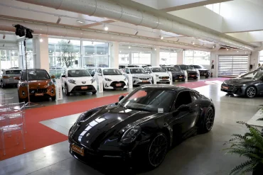 Nuove generazioni di concessionari e start-up innovative: l'esempio di Tomasi Auto Tomasi Auto Showroom Milano 3