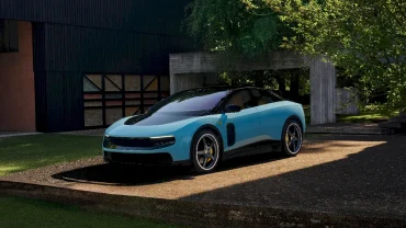 Analisi Comscore - Sensemakers: Ferrari Luce “elettrizza” anche i social, oltre 48 milioni di views complessive in meno di 48h FERRARI_LUCE_FRONT_3Q_V2_16X9_RGB_WEB_SOCIALS_9cd2c5ef-fc63-4b1c-b2ac-204416559bb0