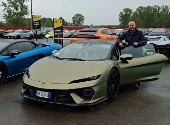 LAMBORGHINI TEMERARIO Quando la supercar diventa ibrida e la guidi in città da utilitaria image 01