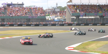 F.1 GP GRAN BRETAGNA Arrivo con la Safety Car e la FIA ammette l'errore che è costato il secondo posto a Lewis Screenshot 2026-07-05 194022