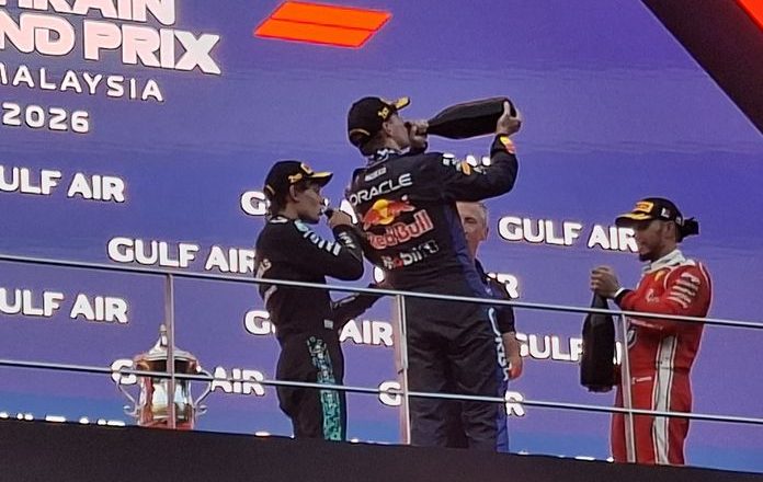 F.1 GP BAHRAIN Verstappen rompe il digiuno Antonelli colpo da KO a Russell ritirato e Hamilton sul podio